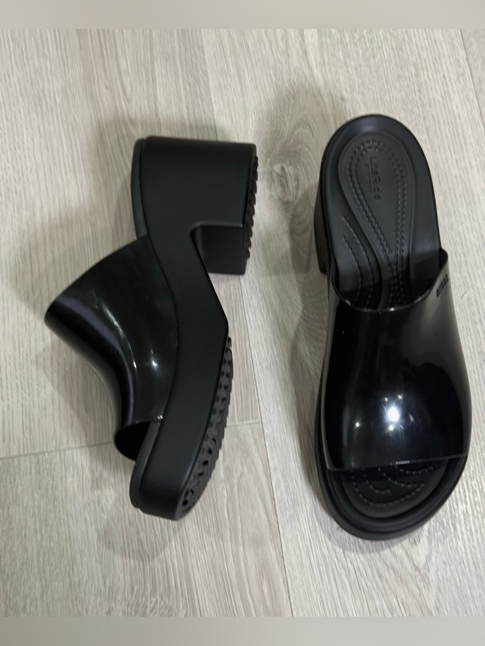 Crocs Brooklyn Slide Heel Women's Sandals in Black Size 9